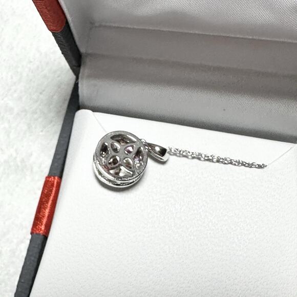 1/10 CT TW Diamond Sterling Silver Necklace Women’s Brand New - Picture 3 of 7